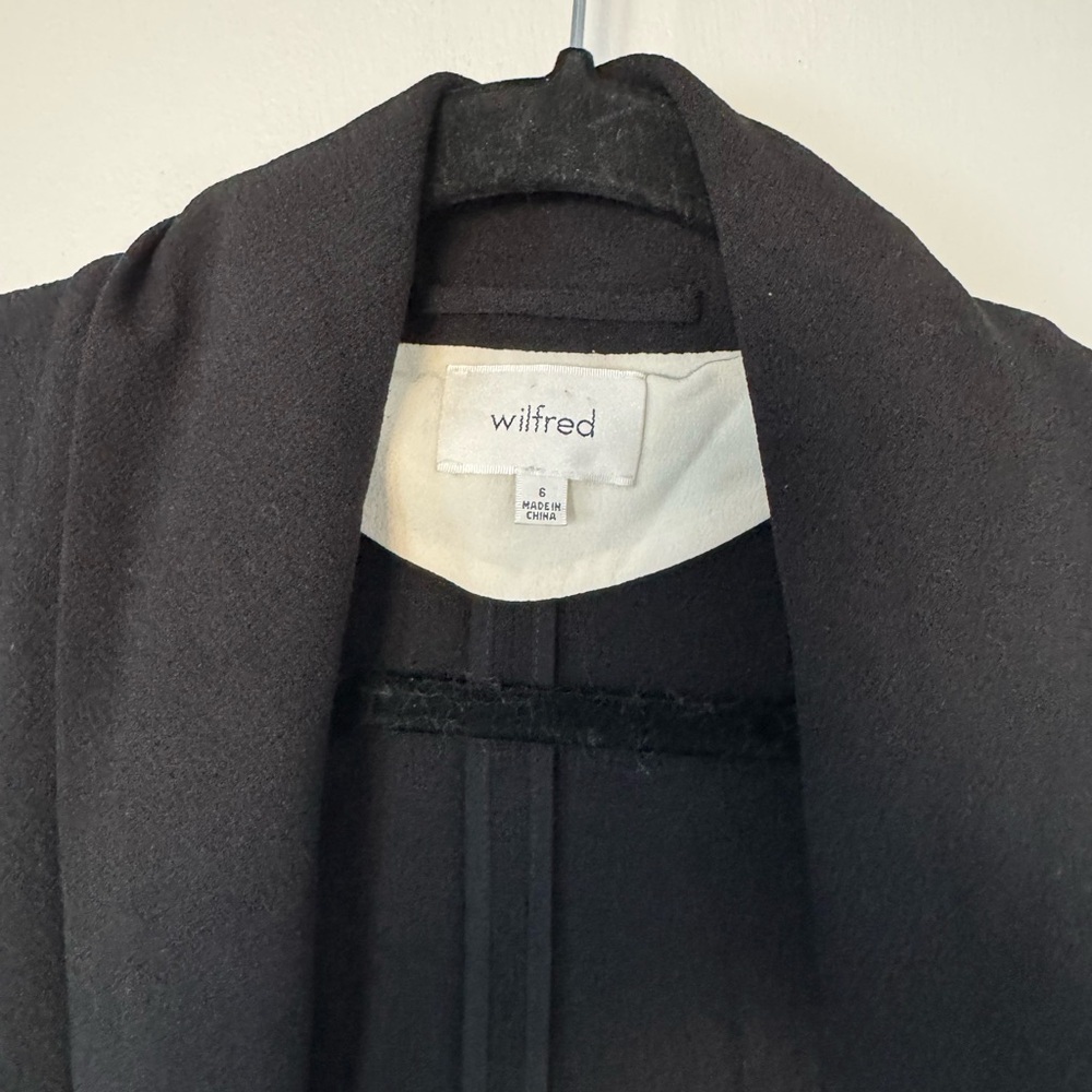 Wilfred Chevalier Crepe Open Blazer - Picture 3 of 3